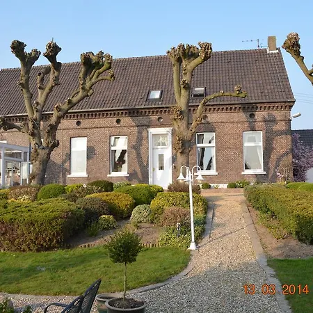 Ferienwohnung Wir Beide Elten Exterior foto